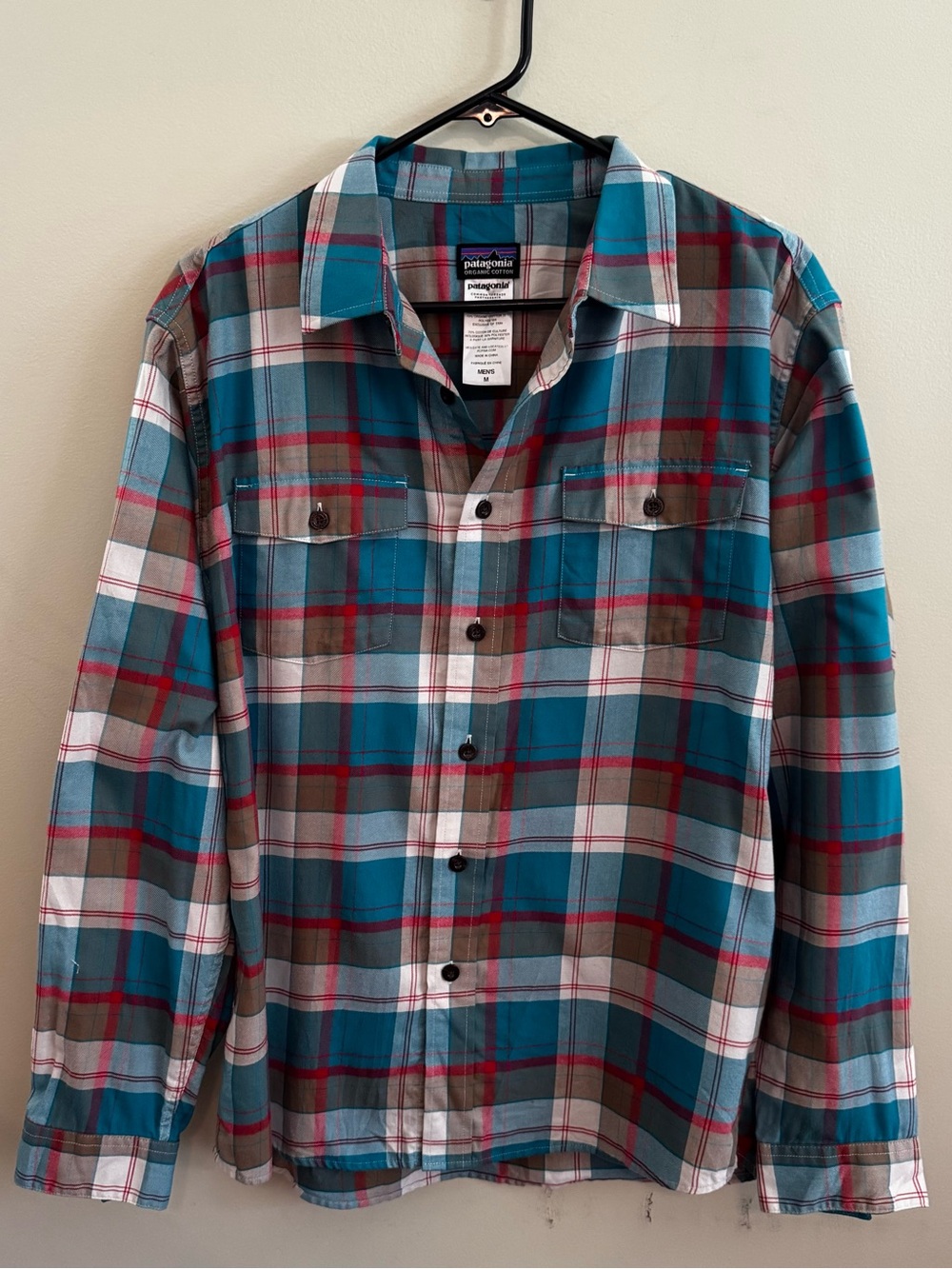 Patagonia Men’s M Organic Cotton Plaid Long Sleeve Button Up Shirt